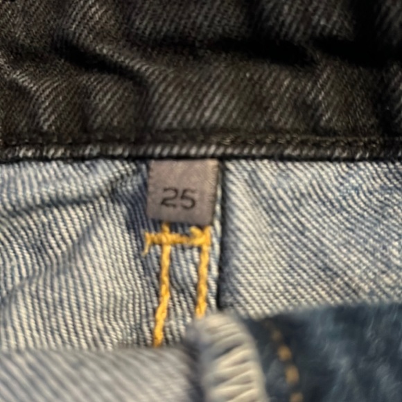 CARMAR denim fringe skirt size 25 - Picture 4 of 9